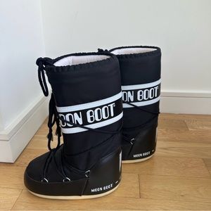 Moon boot